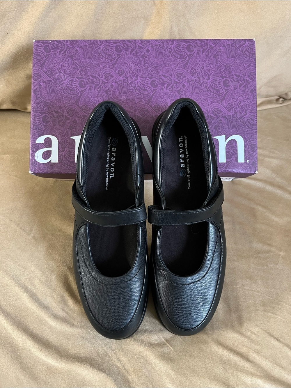 Aravon Farah Black Leather Mary Jane Comfort Shoes Size 9 AA New in Box